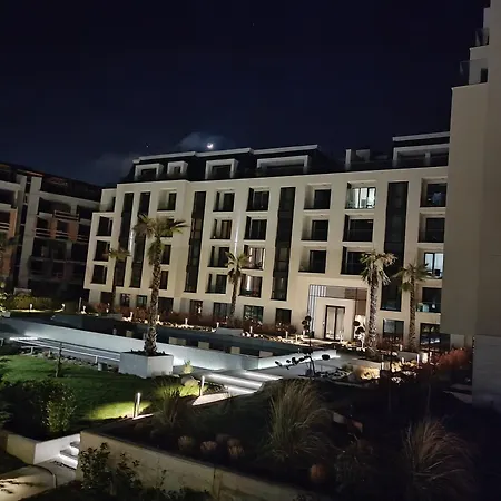 Cozy Flat азур * Saints Constantine and Helena