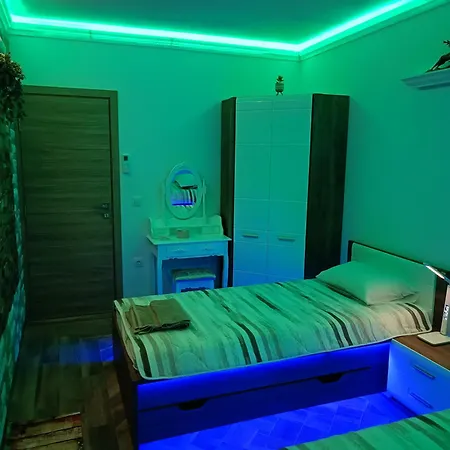 Cozy Flat азур