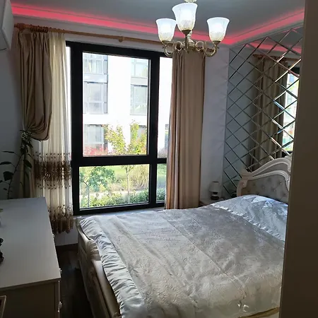 Apartment Cozy Flat азур Saints Constantine and Helena