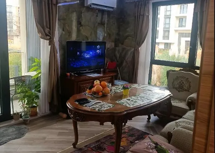 アパート Cozy Flat азур セインツ・コンスタンティン＆ヘレナ