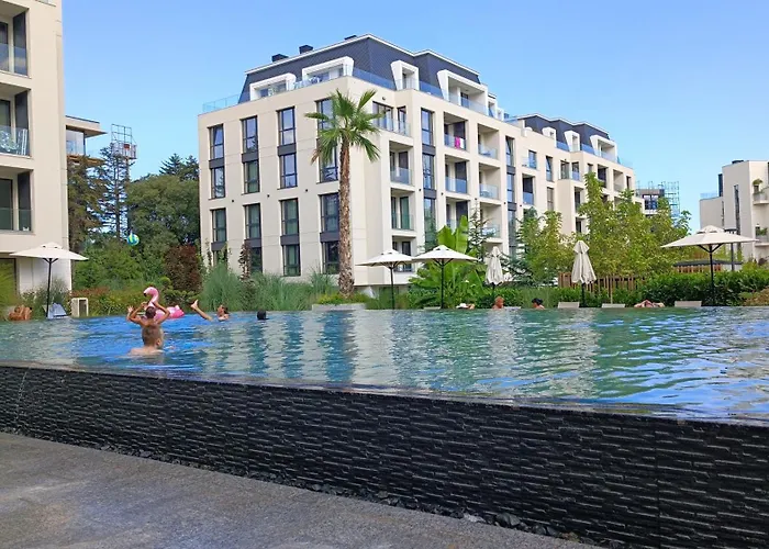 Cozy Flat азур アパート セインツ・コンスタンティン＆ヘレナ