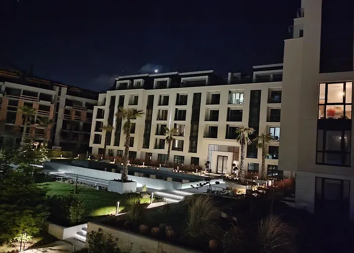 Cozy Flat азур * セインツ・コンスタンティン＆ヘレナ